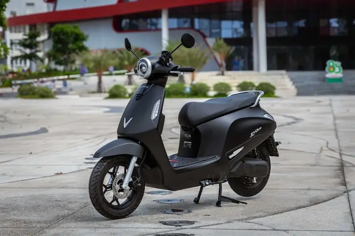 VinFast Evo Lite